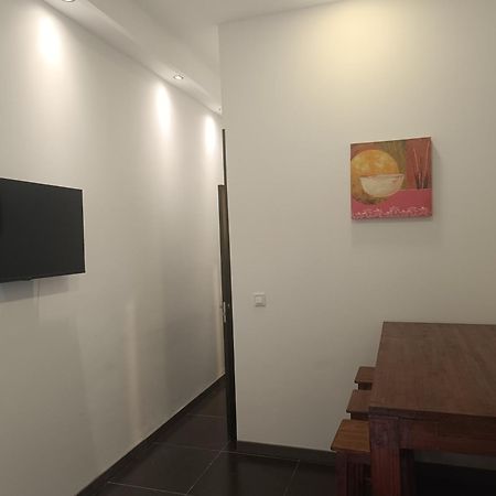 Appartement Family Delux Center à Madrid Extérieur photo