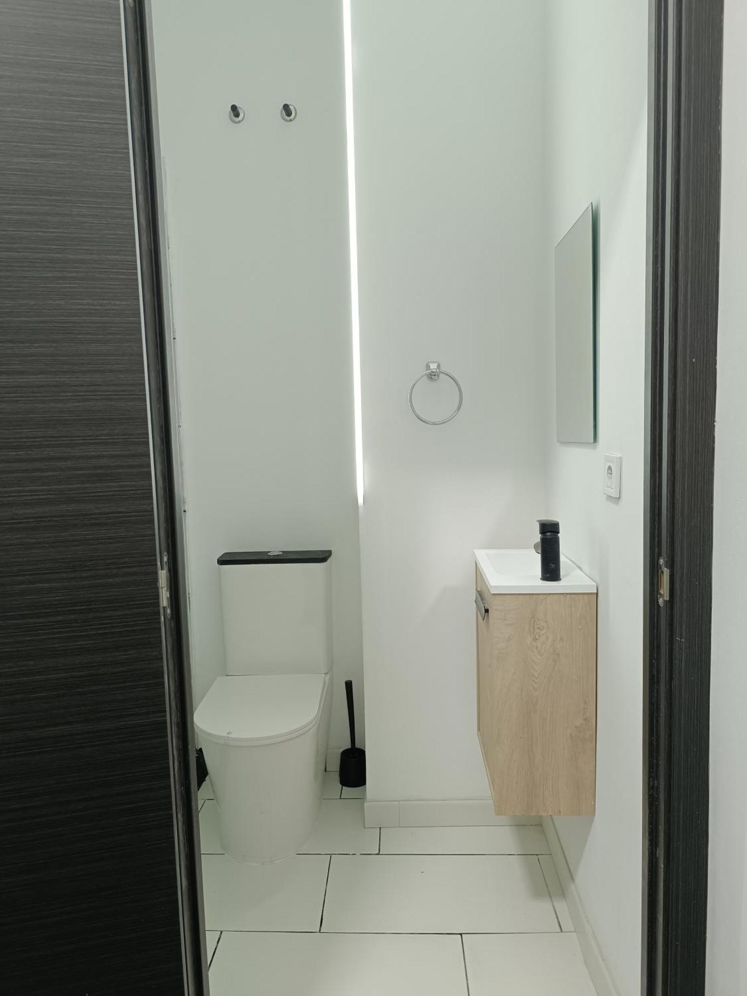 Appartement Family Delux Center à Madrid Extérieur photo